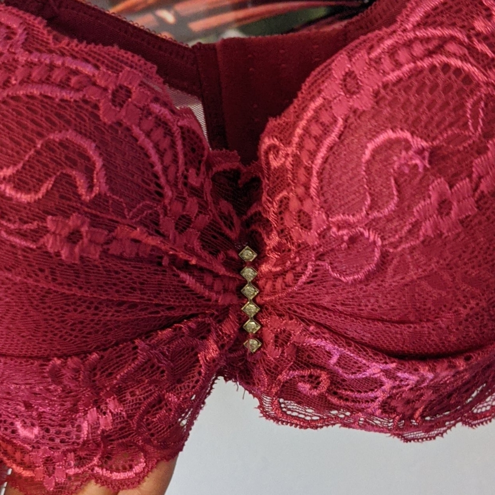 Bra - Red - Picture 4 of 4